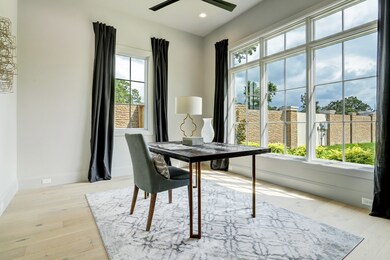 7902 N Villa Ct, Houston, TX 77055 - photo 4