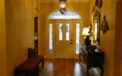 1564 NW Frontier Dr, Lake City, FL 32055 - photo 2