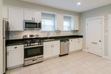 58 Saunders St unit 1, Allston, MA 02134 - photo 4