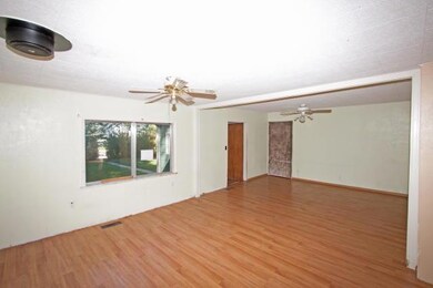 Living room v 2