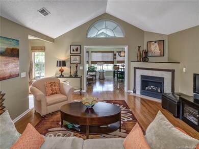 2443 Coltsview Ln unit 2, Matthews, NC 28105 - photo 6