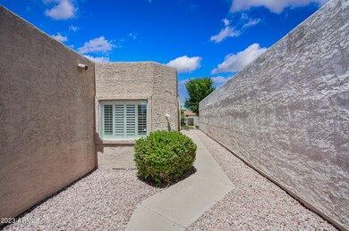 1758 W Colt Rd, Chandler, AZ 85224 - photo 3