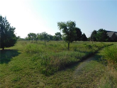 9218 S Sooner Rd, Oklahoma City, OK 73165 - photo 5