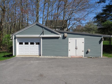 332 Bradley St, Saco, ME 04072 - photo 3