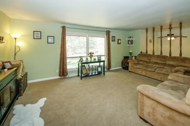 946 Charles St-105