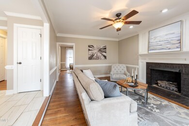 016_Living Room