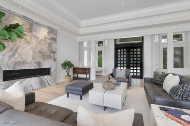 678 Katemore Ln, Naples, FL 34108 - photo 4