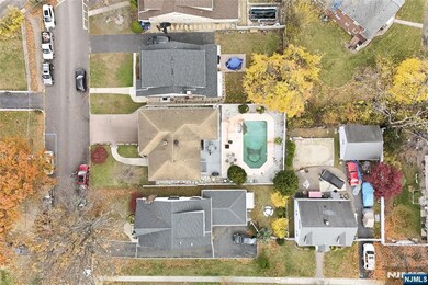 175 Weaver Ave, Bloomfield, NJ 07003 - photo 2