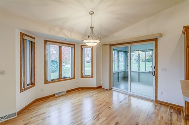 5194 Ninebark Dr, Fitchburg, WI 53711 - photo 7