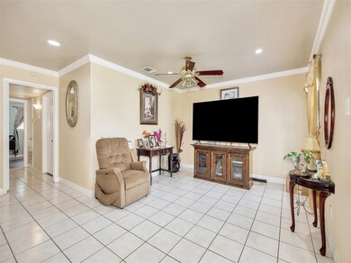 2146 Bunzel St, Houston, TX 77088 - photo 5