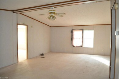 757 Cool Spring Rd, Statesville, NC 28625 - photo 2