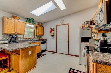 81 Atwood Dr, Hendersonville, NC 28792 - photo 7