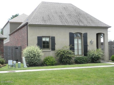 301 C Harbor Bend Vacant pics 039 front