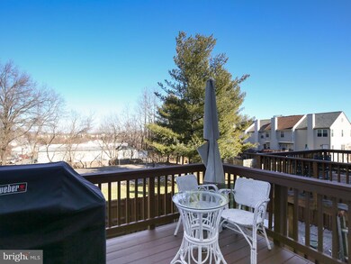 437 Mcdaniel Dr, Purcellville, VA 20132 - photo 2