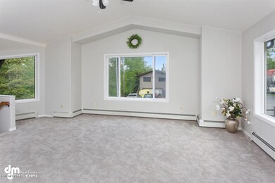 03-Living Room_DMD_8346