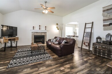 3303 S 201st East Ave, Broken Arrow, OK 74014 - photo 6