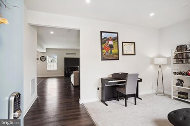 5309 Striped Maple St, Frederick, MD 21703 - photo 3