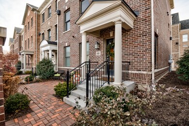 110 S Washington St, Wheaton, IL 60187 - photo 3