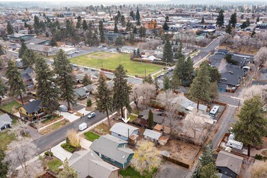 532 NE Norton Ave, Bend, OR 97701 - photo 2