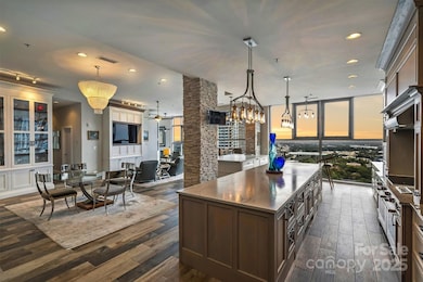 TradeMark unit 2705, Charlotte, NC 28202 - photo 5