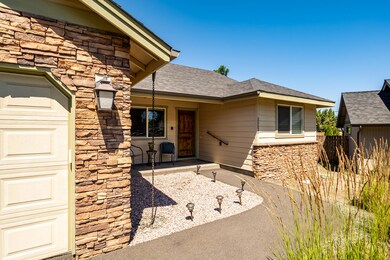 20652 Overton Place, Bend, OR 97701 - photo 4