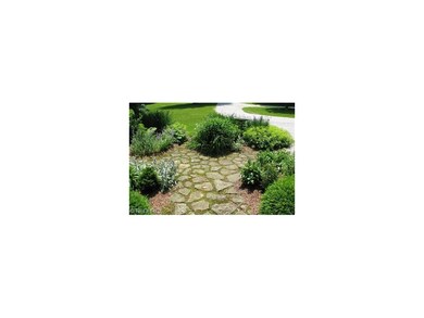 Front Garden was designed by Sabrena Schweyer.