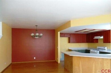 Dining room off kitchen