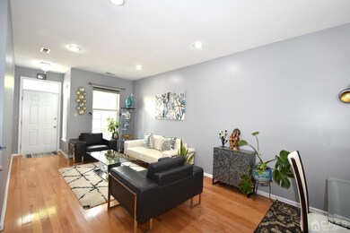 102 Crocus Ct, Dayton, NJ 08810 - photo 5