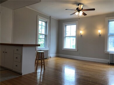 7 Mount Vernon St unit 2, Newport, RI 02840 - photo 7