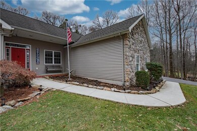2431 Point Phillips Rd, Kunkletown, PA 18058 - photo 3