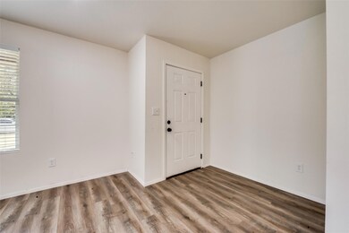 1506 N Buffalo Ave, Cleburne, TX 76033 - photo 3