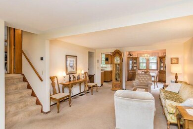 2002 Brimfield Ct-View of Dining Area