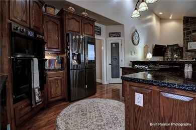 Black stainless applicances new in 2020