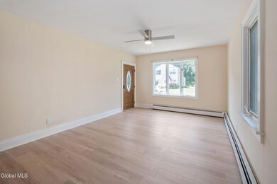 4-5SurreyRd_06