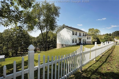 1 Bridlewood Rd, Charleston, WV 25314 - photo 5