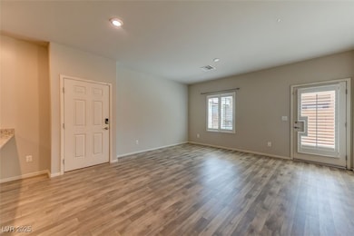 7550 Cooks Meadow St, North Las Vegas, NV 89084 - photo 3