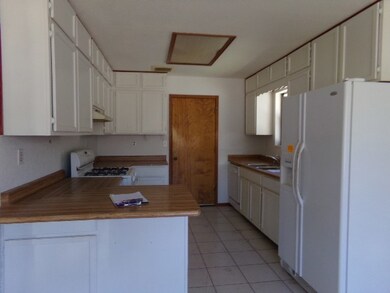 1912 Dewey Ct, Alamogordo, NM 88310 - photo 6