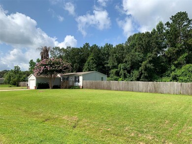 Look at all the space between neighbors