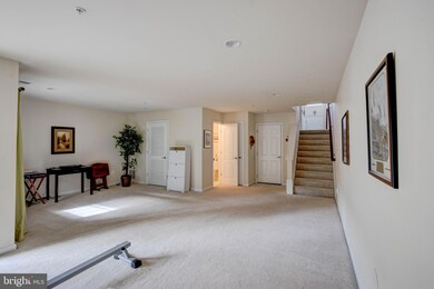 7161 Hummingbird Dr, Glen Burnie, MD 21060 - photo 6