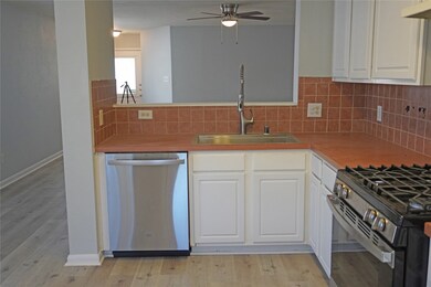 29523 Legends Stone Dr, Spring, TX 77386 - photo 6