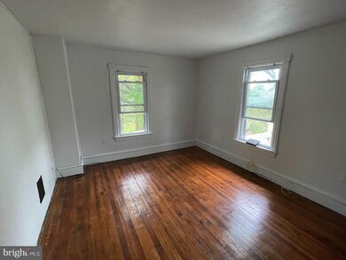 146 Virginia Ave unit 2, Audubon, NJ 08106 - photo 2