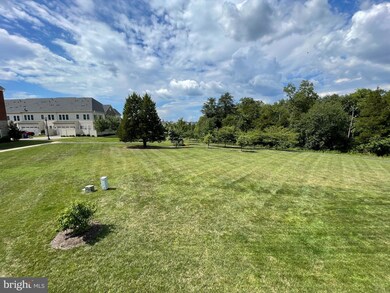 42624 Offenham Terrace, Chantilly, VA 20152 - photo 4