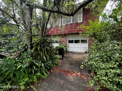 5907 Dian Wood Dr, Jacksonville, FL 32210 - photo 2