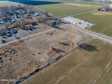 004_14_ashley_dr-4_237