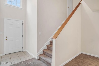 1104 Buckingham Cir Middletown-large-004