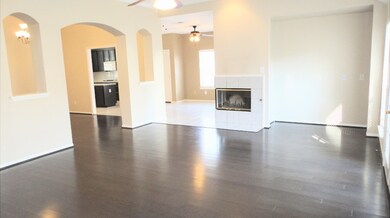 5407 Oak Cove Dr, Houston, TX 77091 - photo 4