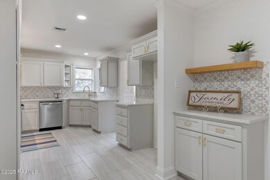 Kitchen w/ Coffee Bar