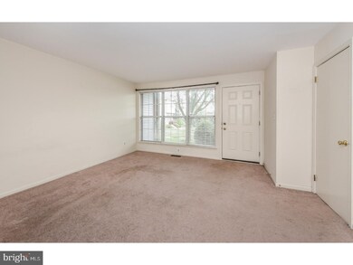 810 Northridge Dr, Norristown, PA 19403 - photo 7