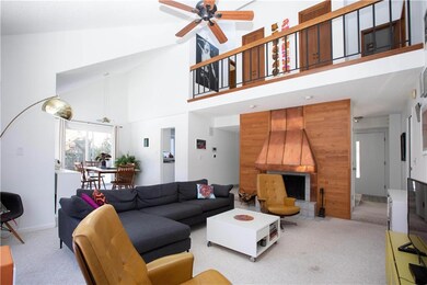 812 52nd Ct, West Des Moines, IA 50265 - photo 4