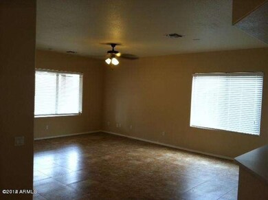 Living room with 20' tile